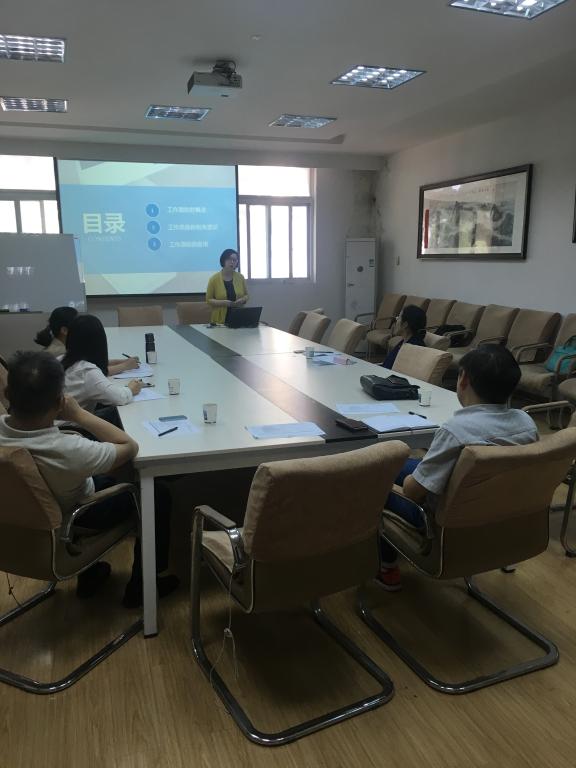 永利yl234112017年青年教师讲课比赛顺利举行