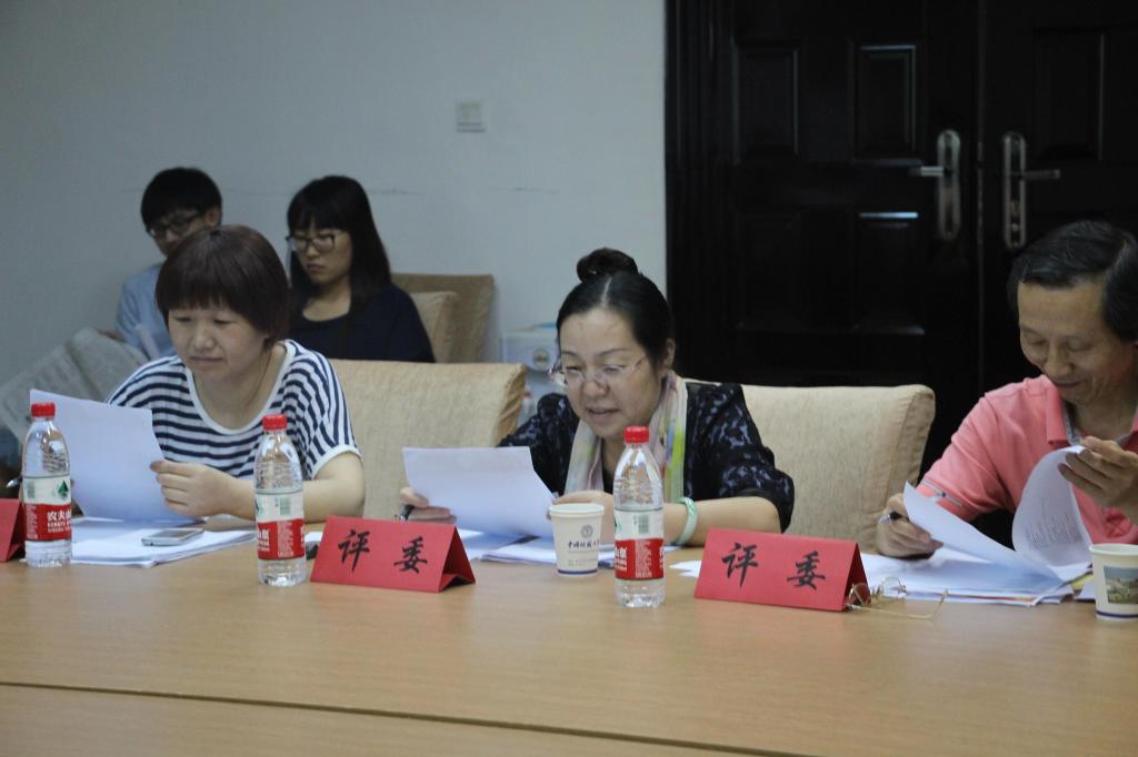 公司诗歌大赛决赛圆满落幕——四进四信进校园,我写情诗献给党 公司诗歌大赛决赛圆满落幕——四进四信进校园,我写情诗献给党