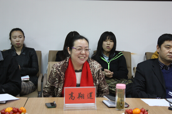 永利yl23411师生座谈会顺利举行